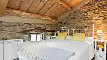 2 makuuhuonetta, Wi-Fi, vuodevaatteet