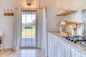 Fridge, microwave, stovetop, coffee/tea maker - 'Mas des Cypres - Mazet 9' with Private Terrace, Shared Garden and Wi-Fi (Saintes-Maries-de-la-mer)