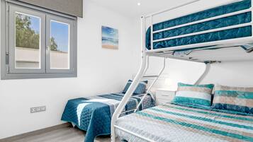 3 Schlafzimmer, Bügeleisen/Bügelbrett, kostenloses WLAN, Bettwäsche