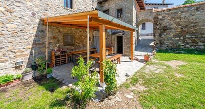 Ferienwohnung 'Suoni Della Natura' mit Gemeinschaftsgarten und WLAN