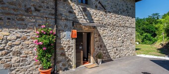 Apartment 'Suoni Della Natura' with Shared Garden and Wi-Fi