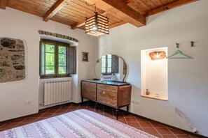 2 bedrooms, free WiFi, bed sheets - Apartment 'Suoni Della Natura' with Shared Garden and Wi-Fi (Minucciano)