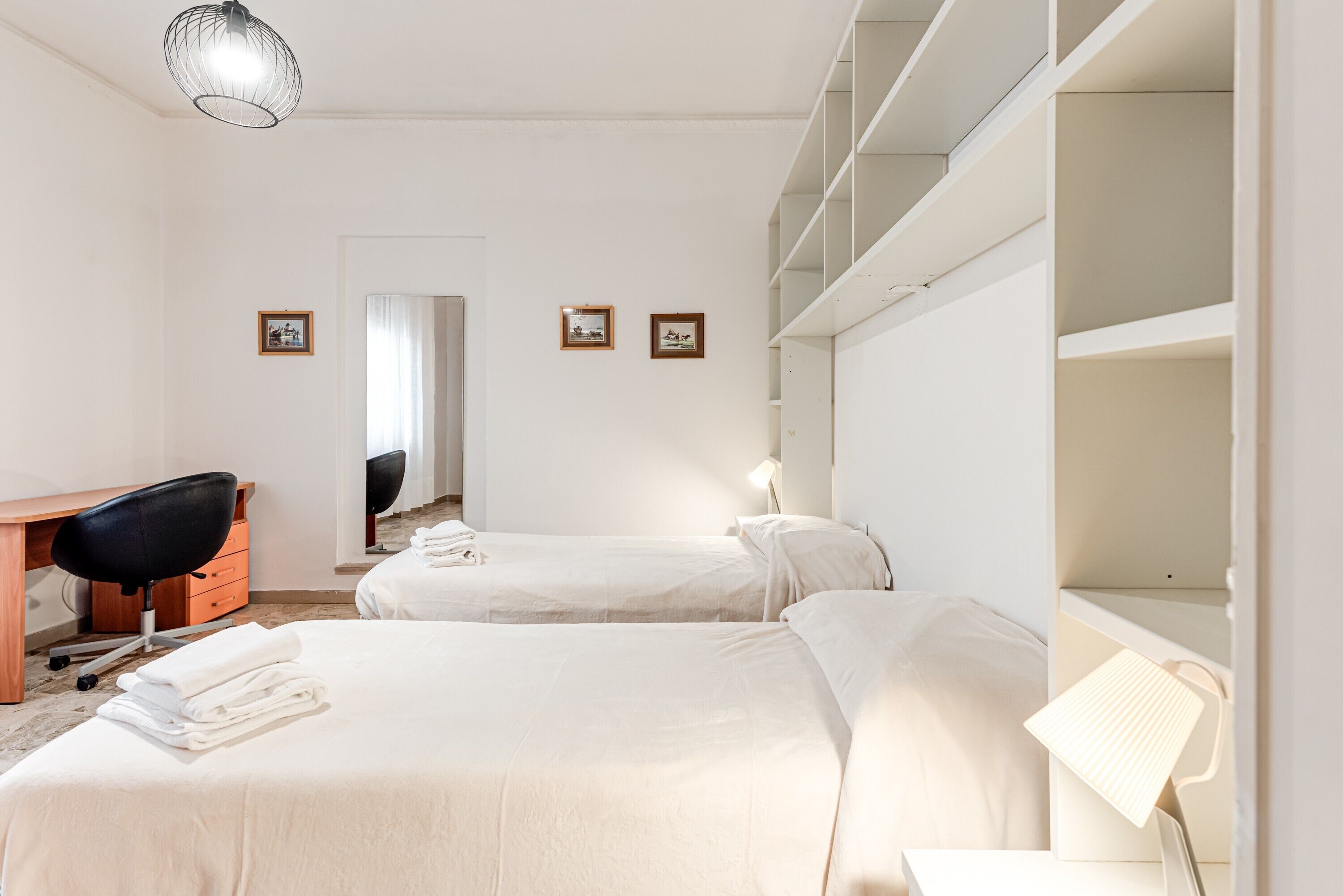 2 habitaciones, wifi gratis y ropa de cama 