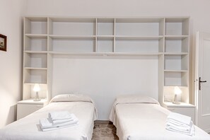 2 habitaciones, wifi gratis y ropa de cama