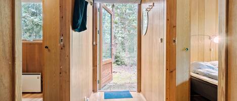 3 bedrooms, travel cot, free WiFi