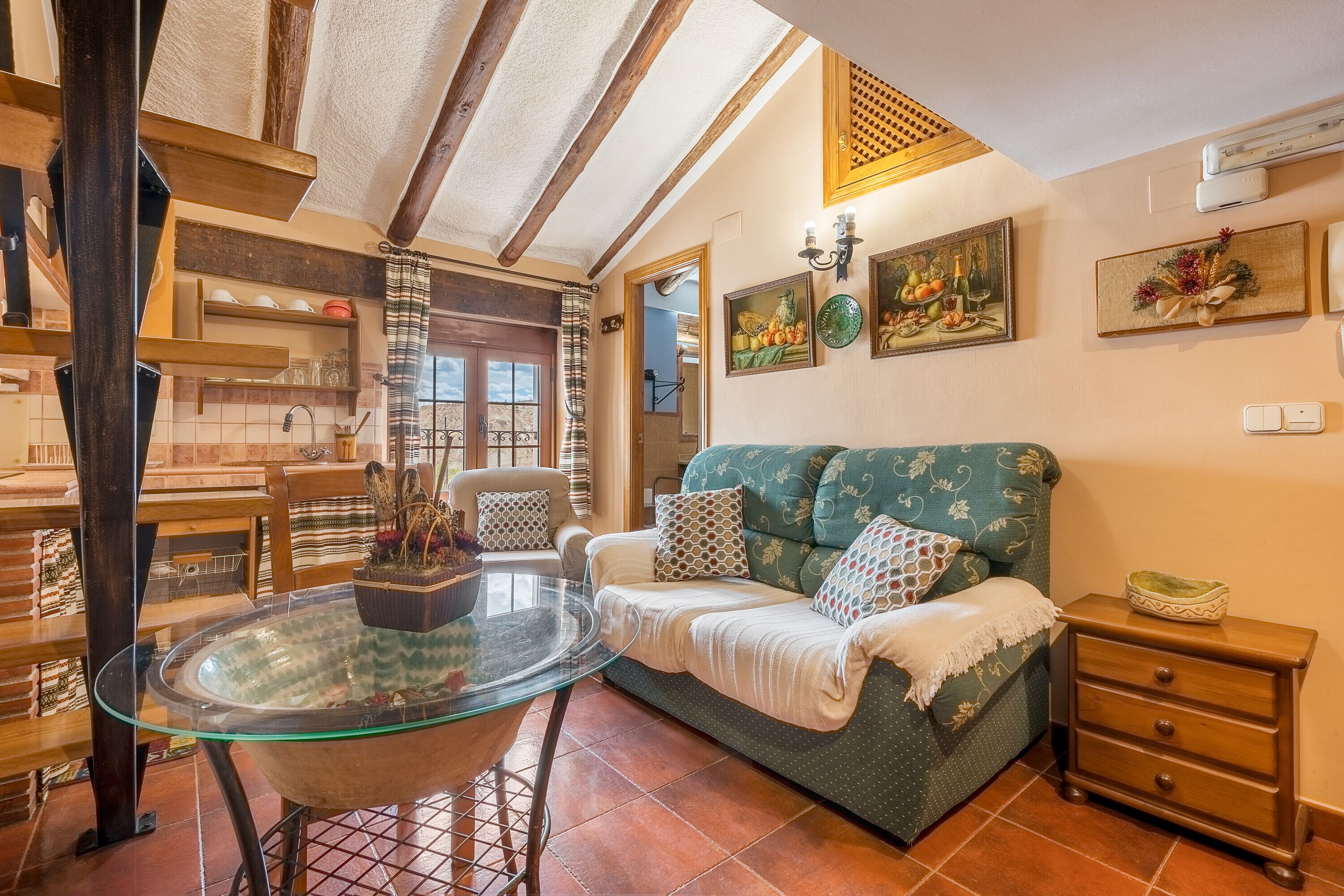 Télévision, cheminée