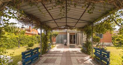 Country House 'Maitemare' with Private Garden and Wi-Fi