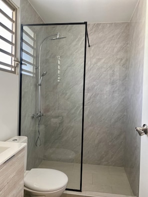 Shower, free toiletries, towels, soap