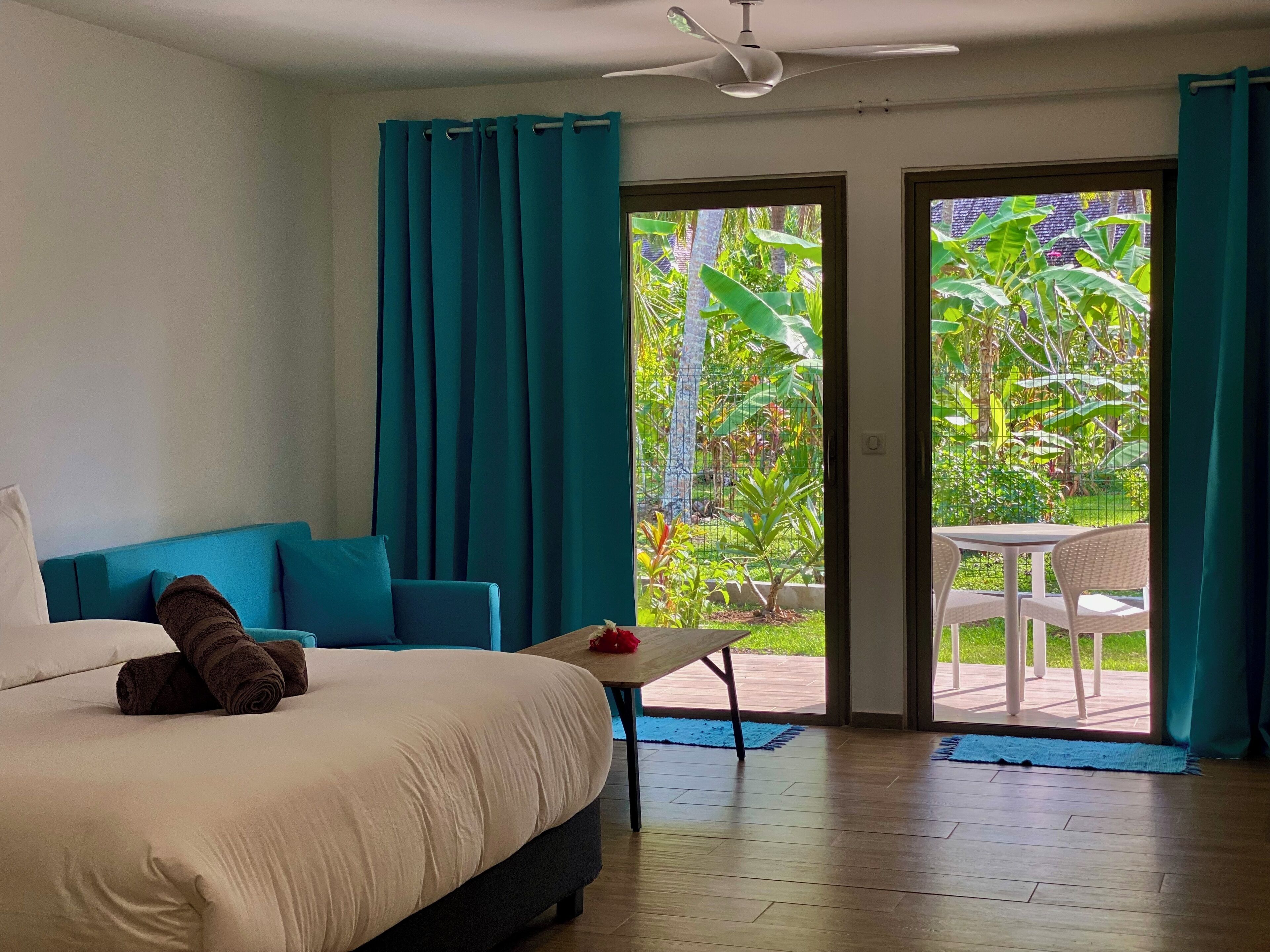 TV connectée de 40 pouces avec chaînes par câble