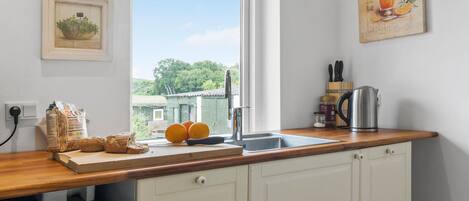 Réfrigérateur, four, plaque de cuisson, lave-vaisselle