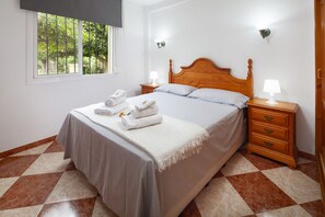 2 Schlafzimmer, Bügeleisen/Bügelbrett, kostenloses WLAN, Bettwäsche