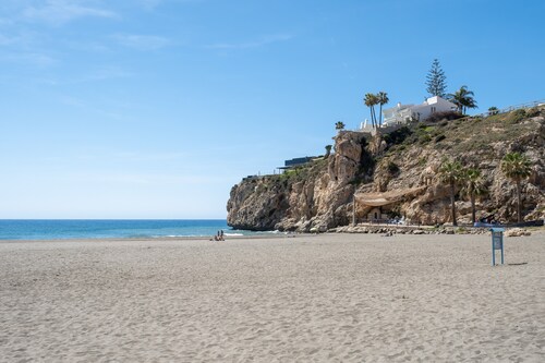 Apartment 'Los Rubios Playa' with Private Terrace, Shared Garden and Wi-Fi