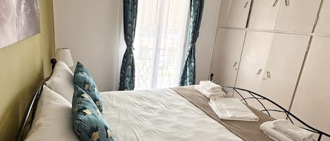 公寓, 阳台, 城市景观 | 熨斗/熨衣板、免费 WiFi
