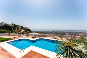 Pool - Apartment 'El Mirador De Mijas Holiday Rental' with Shared Pool, Wi-Fi and Air Conditioning (Mijas Pueblo)