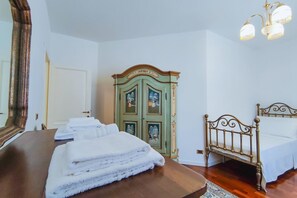 1 soverom, strykejern/-brett, wi-fi og sengetøy