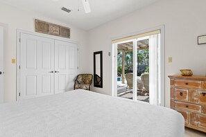 4 chambres, fer et planche à repasser, Wi-Fi gratuit, draps fournis