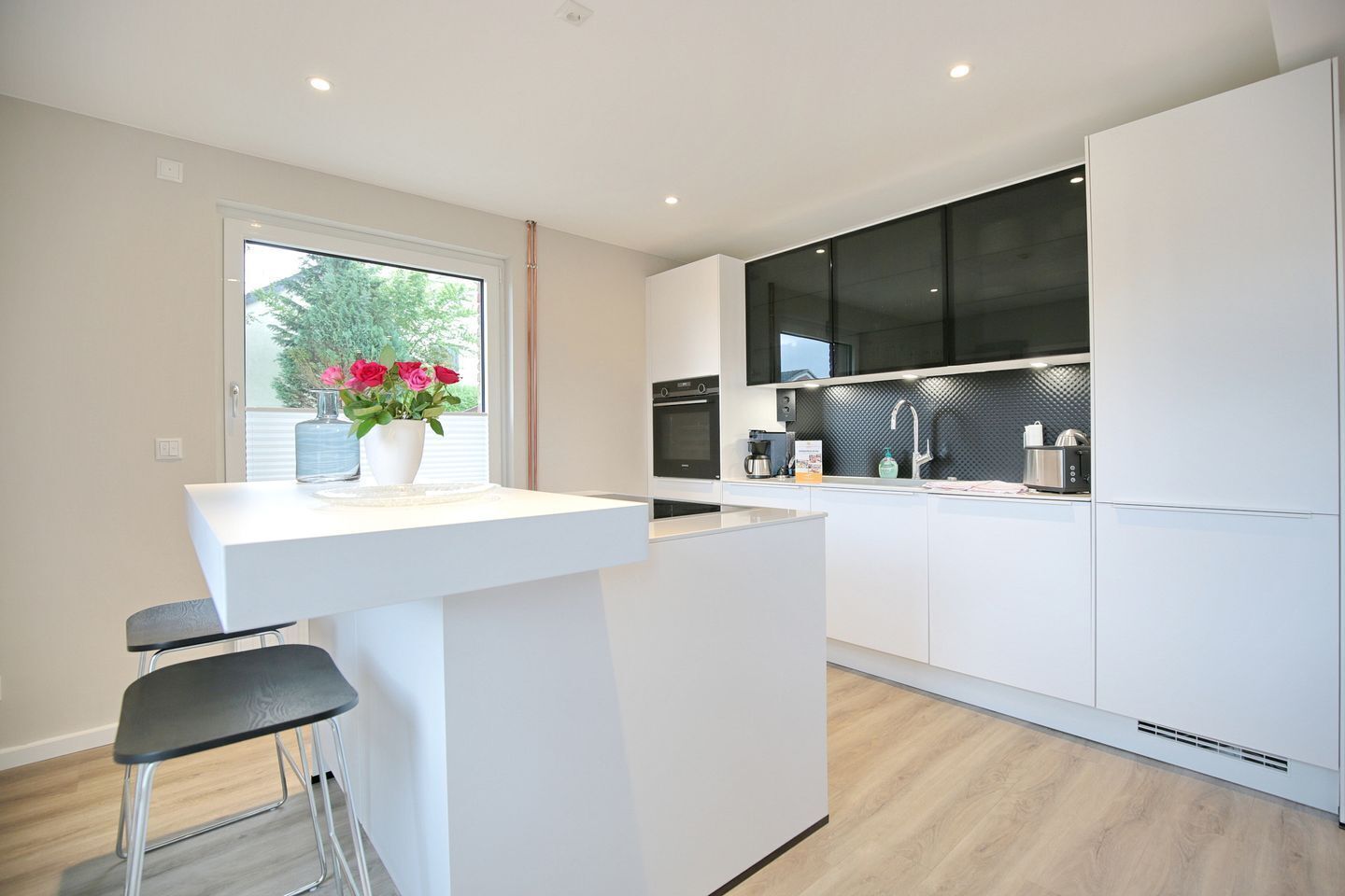 Réfrigérateur, four, plaque de cuisson, lave-vaisselle