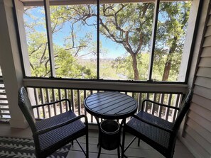 Dining - Marshview. Amenity Cards Included. Pet-Friendly (Seabrook Island)