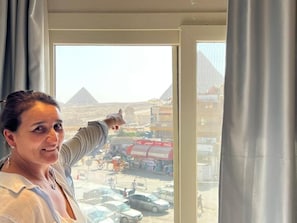 Family Triple Room, Mountain View | In-room safe, iron/ironing board, free WiFi - Pyramids Island (Giza)