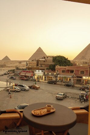 Deluxe Double Room | In-room safe, iron/ironing board, free WiFi - Pyramids Island (Giza)