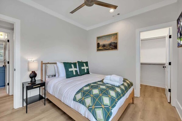 4 bedrooms, iron/ironing board, travel crib, free WiFi