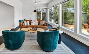 TV, fireplace - Sedona Soul House & Casita, Serene & Spacious Retreat (Sedona)