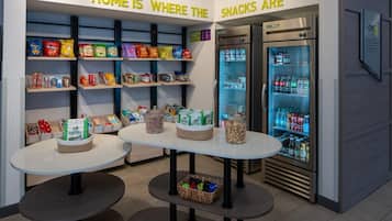 Snack bar