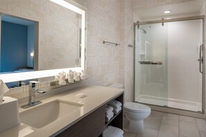 Badkamer met douche