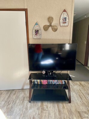 Interior - House on Lake Greeson (Murfreesboro)