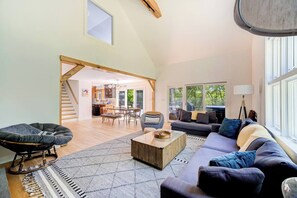 Smart TV, fireplace - Scenic New Paltz Escape: River Views, Hot Tub & Deck | Dream House in the Gunks (New Paltz)