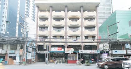 Mervin's Terraces By Reddoorz