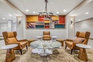 Sala de estar en el lobby