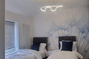 3 bedrooms, WiFi, bed sheets
