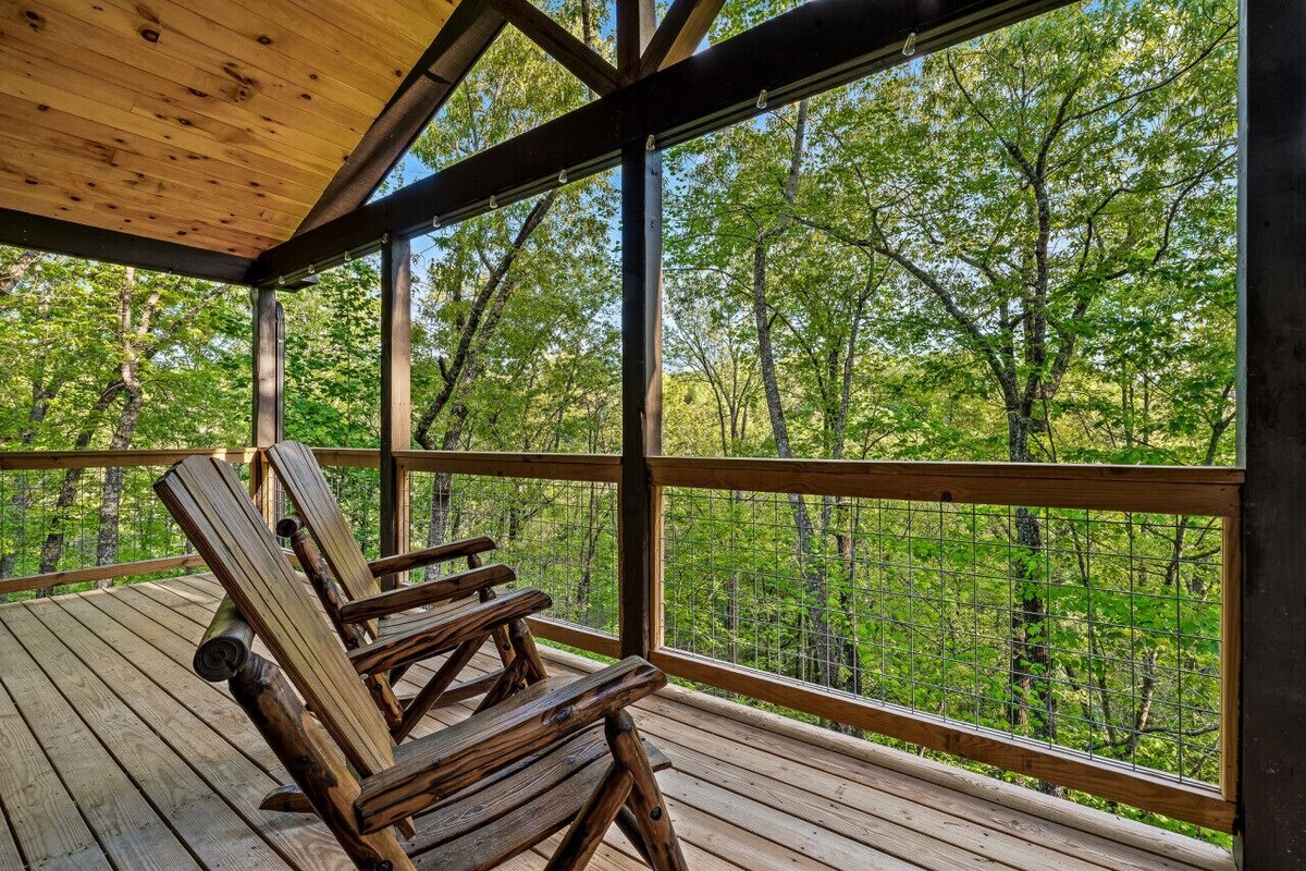 Photo 128 of Mountain Majesty By Ghosal Luxury Lodging