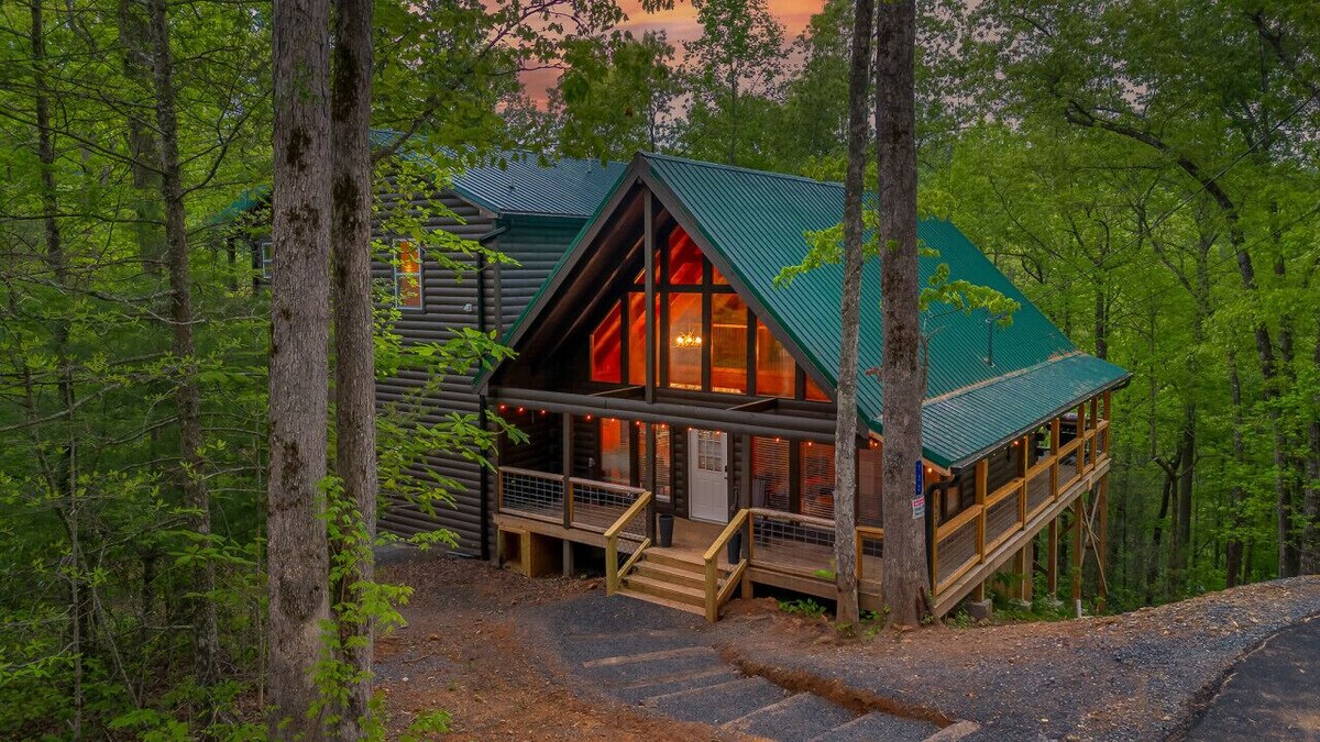 Photo 130 of Mountain Majesty By Ghosal Luxury Lodging
