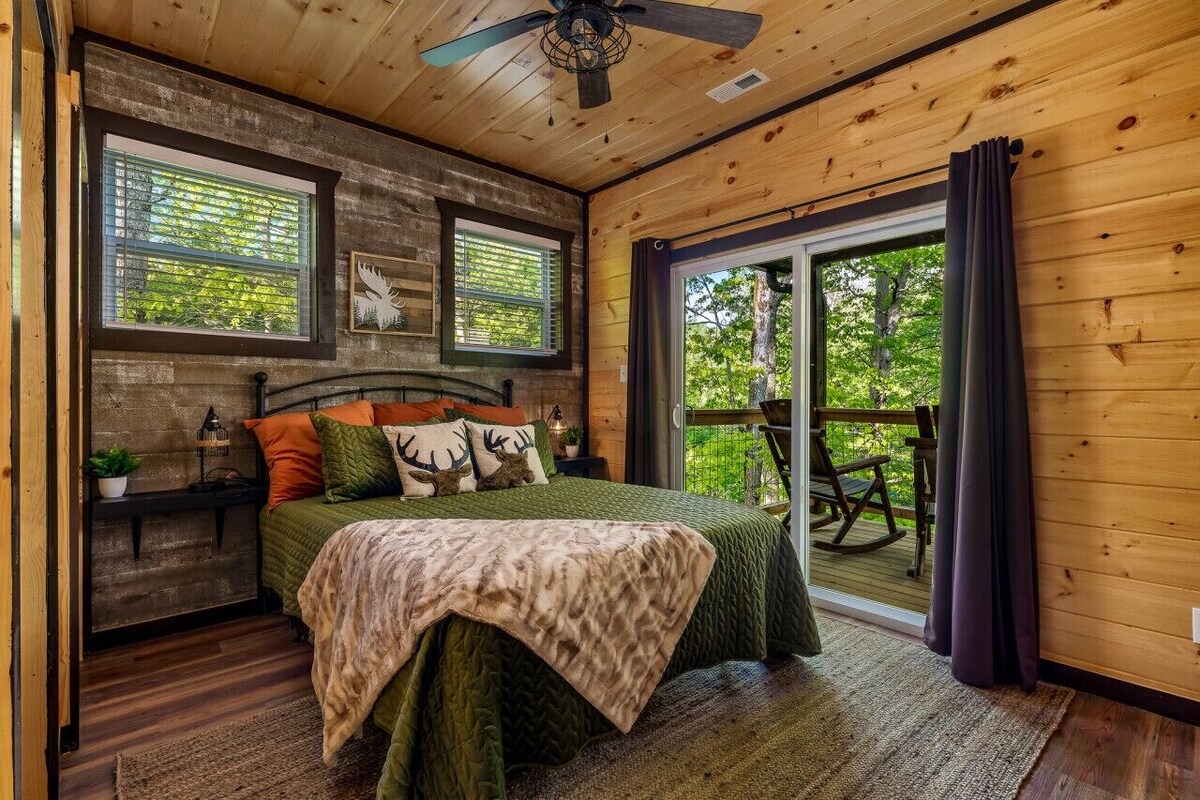 Photo 95 of Mountain Majesty By Ghosal Luxury Lodging
