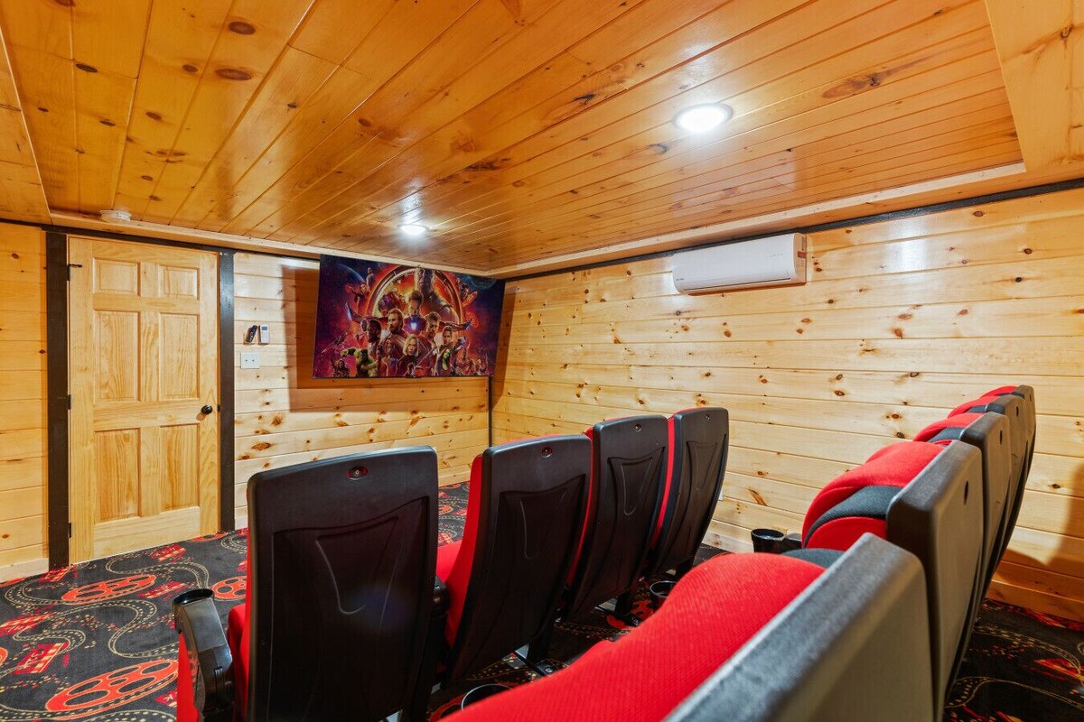 Photo 94 of Mountain Majesty By Ghosal Luxury Lodging