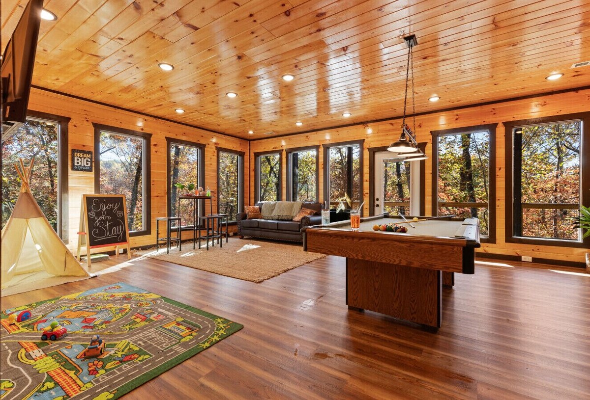 Photo 84 of Mountain Majesty By Ghosal Luxury Lodging
