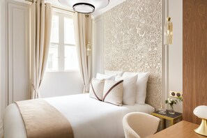 5 bedrooms, desk, iron/ironing board, travel cot - Merveil - Signature Suite - Marais - Caire II (Paris)