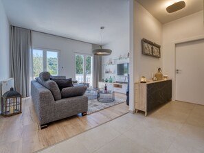 TV - Happy Home Rab by Interhome (Rab/Rab)