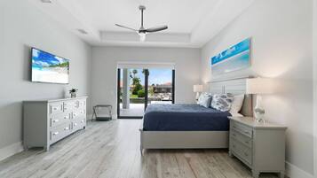 4 عدّة غرف نوم ومكواة/لوح كي وواي فاي مجانًا وملاءات أسرّة