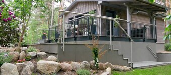 Ferienhaus 'Am Kiefernweg 1' mit Seeblick, privater Terrasse und eigenem Garten