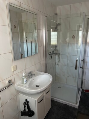 Dusche, Haartrockner