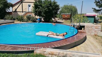 Beheizter Pool