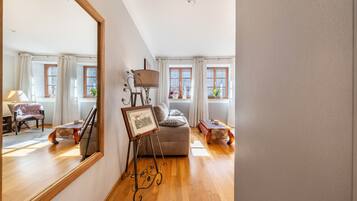 TV, DVD player, stereo