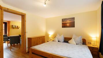 3 Schlafzimmer, Bügeleisen/Bügelbrett, kostenloses WLAN, Bettwäsche