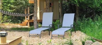 Mystic River Retreat Waterfront Glamping

