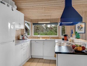 Réfrigérateur, micro-ondes, four, lave-vaisselle