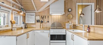 Cozy home in Rødvig Stevns with WiFi