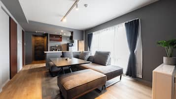 Basic Apartment | Living area